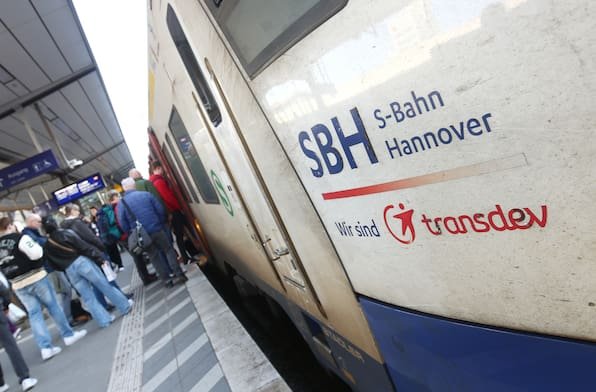 Sperrung: Notarzteinsatz auf der S-Bahn-Strecke bei Barsinghausen
