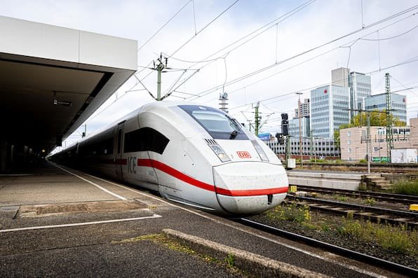 Sanierung der ICE-Strecke Hannover–Berlin: Bahn muss umplanen
